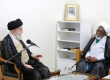 رهبر معظّم انقلاب اسلامی: همه در دنیای اسلام وظیفه دارند به مردم فلسطین کمک کنند.